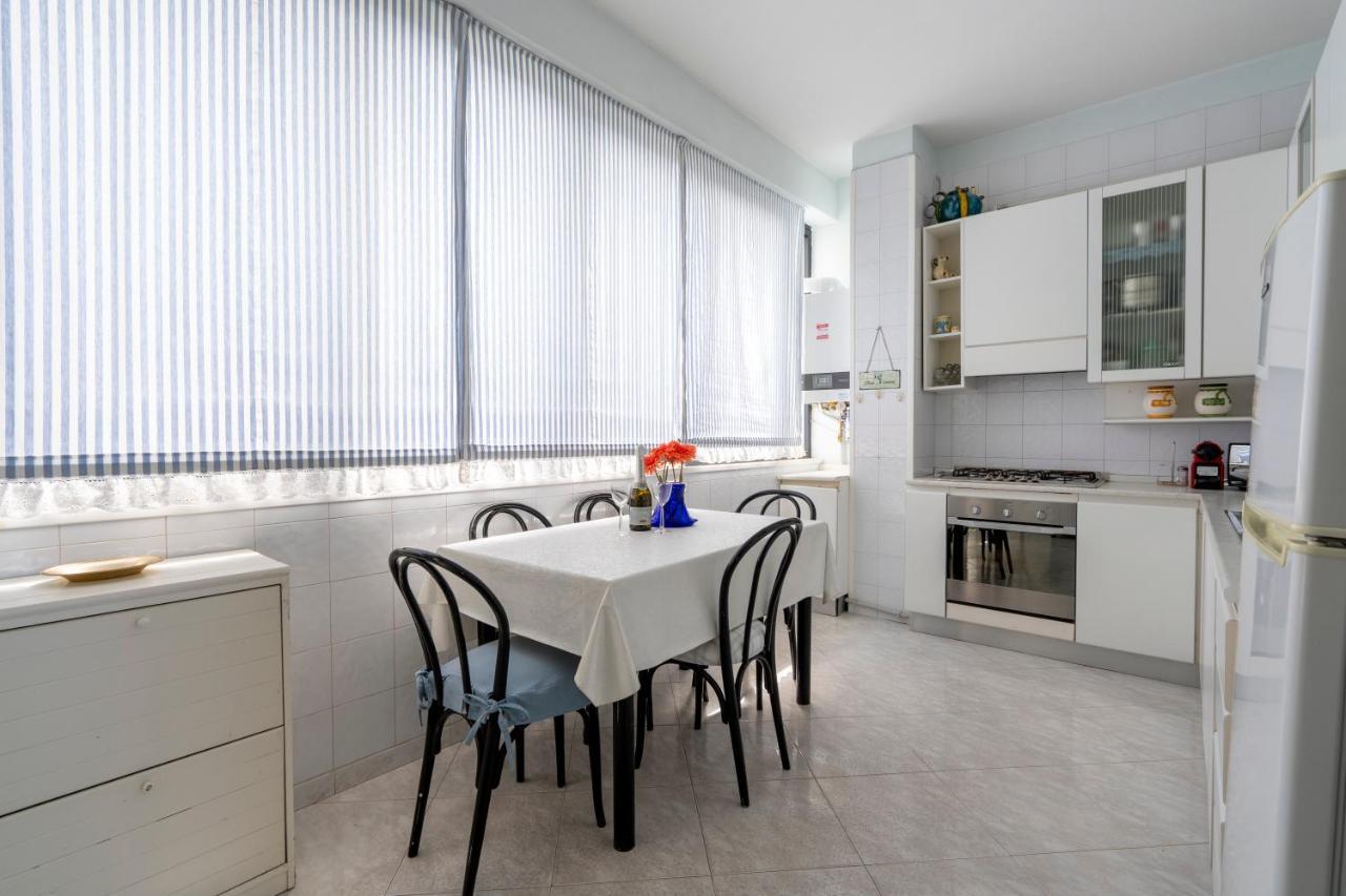 Grazia Attic Apartment With Terrace Trani Esterno foto