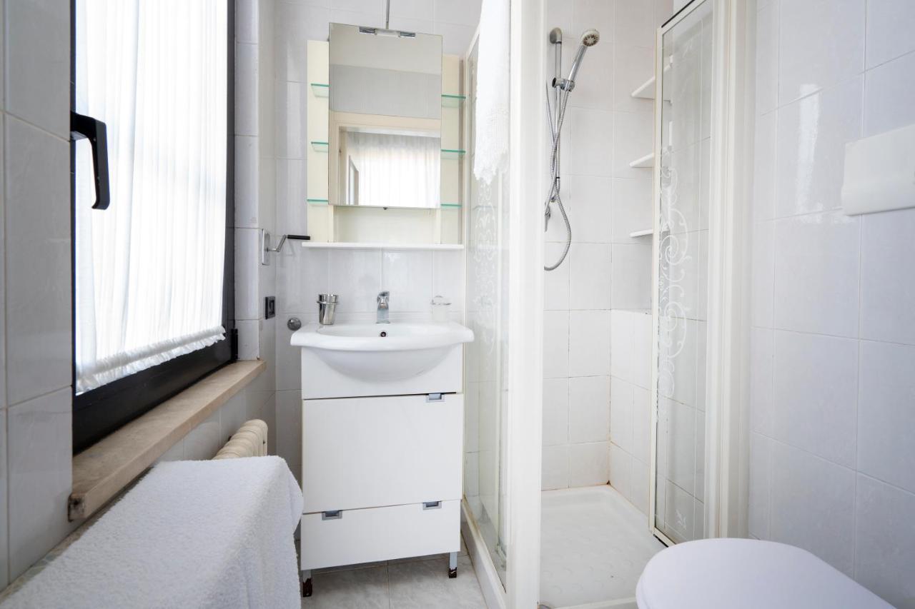 Grazia Attic Apartment With Terrace Trani Esterno foto